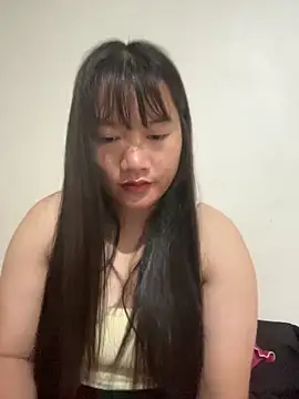 Snapshot of Suni-ii chatting on 04/26/26, 12:30 Suni-ii online show from 04/26/26, 12:30