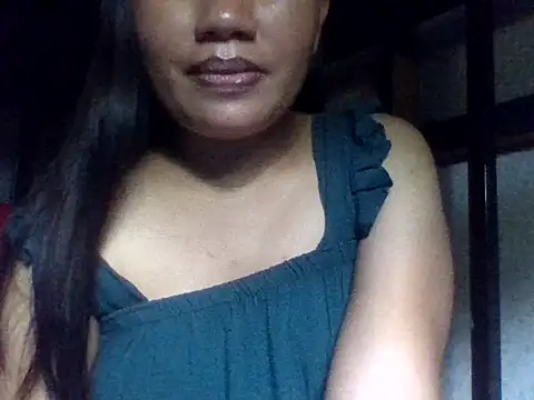 Snapshot of sweetprinces08 chatting on 02/14/26, 02:01 sweetprinces08 online show from 02/14/26, 02:01