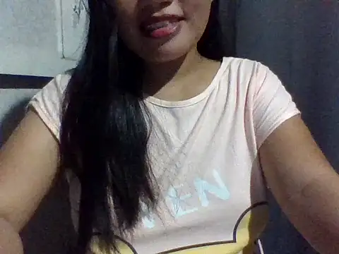 Snapshot of sweetprinces08 chatting on 02/28/26, 11:21 sweetprinces08 online show from 02/28/26, 11:21