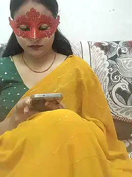 Snapshot of Cute-angle-1 chatting on 02/10/26, 04:06 Cute-angle-1 online show from 02/10/26, 04:06