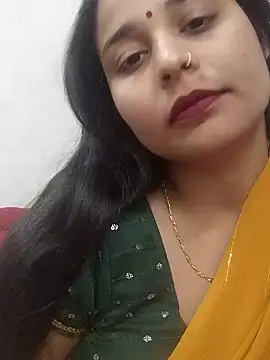 Snapshot of Cute-angle-1 chatting on 02/27/26, 04:40 Cute-angle-1 online show from 02/27/26, 04:40