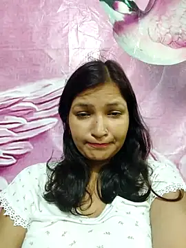 Snapshot of Priyaa_1433 chatting on 07/10/26, 05:35 Priyaa 1433 online show from 07/10/26, 05:35