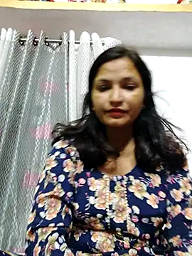 Snapshot of Priyaa_1433 chatting on 06/21/26, 09:04 Priyaa 1433 online show from 06/21/26, 09:04
