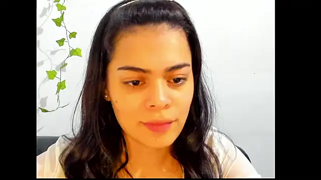 Snapshot of Antonella_Gomez22 chatting on 05/05/26, 01:30 Antonella Gomez22 online show from 05/05/26, 01:30