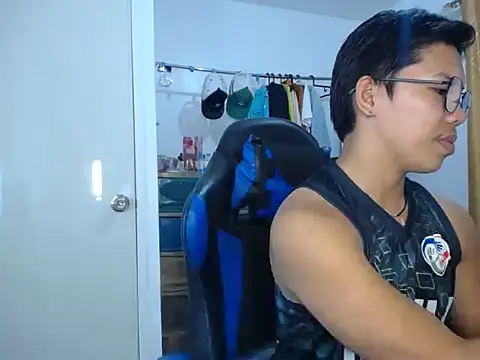 holly oreo online show from 06/14/26, 11:00