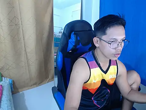 holly oreo online show from 07/14/26, 10:21