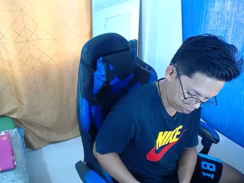 holly oreo online show from 07/19/26, 10:50
