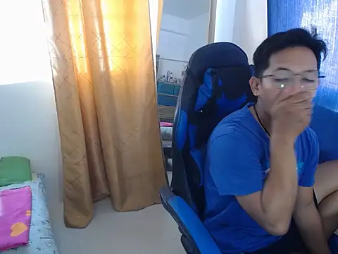 holly oreo online show from 07/22/26, 05:09