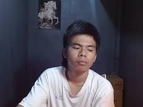 Snapshot of pinoymonstercock_xx chatting on 03/05/26, 10:45 pinoymonstercock xx online show from 03/05/26, 10:45