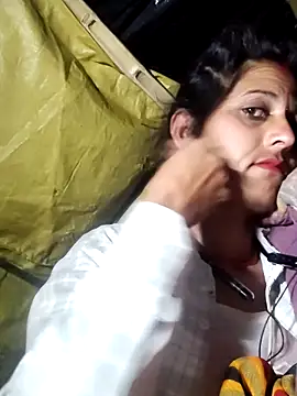 Bhavna8080 online show from 02/04/26, 11:22