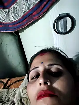Snapshot of Bhavna8080 chatting on 06/24/26, 03:32 Bhavna8080 online show from 06/24/26, 03:32