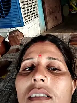 Snapshot of Bhavna8080 chatting on 07/03/26, 01:06 Bhavna8080 online show from 07/03/26, 01:06