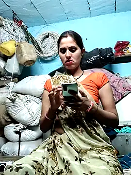 Bhavna8080 online show from 05/17/26, 03:34
