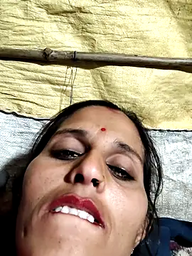 Bhavna8080 online show from 02/22/26, 02:41