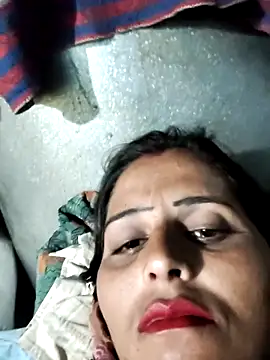 Snapshot of Bhavna8080 chatting on 07/09/26, 12:33 Bhavna8080 online show from 07/09/26, 12:33
