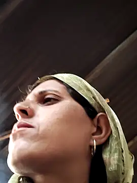 Bhavna8080 online show from 04/22/26, 12:28