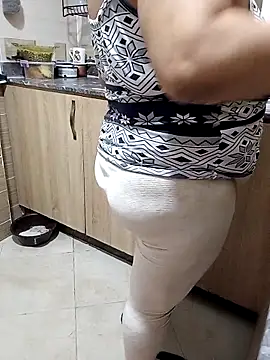 sarasara2410 online show from 01/15/26, 07:06