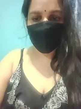 Snapshot of 01Roshani chatting on 06/25/26, 09:03 01Roshani online show from 06/25/26, 09:03