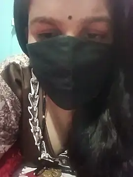 Snapshot of 01Roshani chatting on 06/30/26, 07:52 01Roshani online show from 06/30/26, 07:52