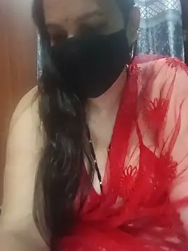 Snapshot of 01Roshani chatting on 06/12/26, 07:55 01Roshani online show from 06/12/26, 07:55
