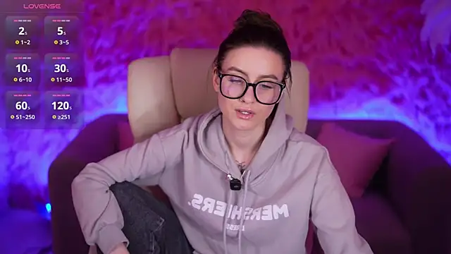 AlexaFleur online show from 04/05/26, 07:42