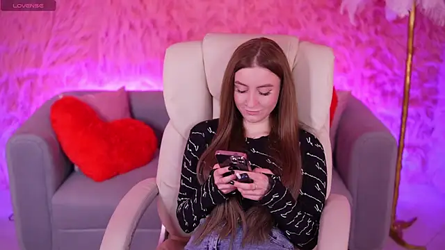 AlexaFleur online show from 03/06/26, 07:58