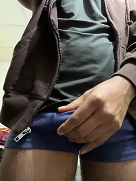 Snapshot of calientmex chatting on 02/10/26, 01:54 calientmex online show from 02/10/26, 01:54