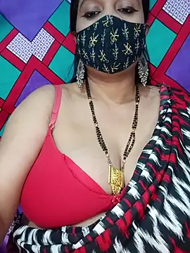 Hot-BHABHI696 online show from 05/26/26, 10:57