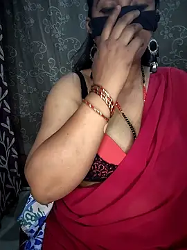 Hot-BHABHI696 online show from 03/26/26, 09:40