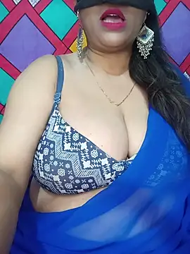 Snapshot of Hot-BHABHI696 chatting on 06/11/26, 06:05 Hot-BHABHI696 online show from 06/11/26, 06:05