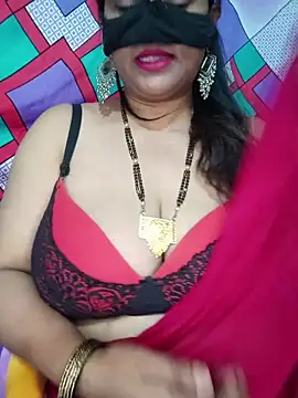 Hot-BHABHI696 online show from 05/04/26, 09:56