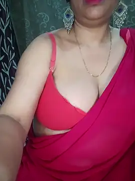 Hot-BHABHI696 online show from 04/23/26, 12:29