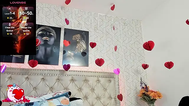 Snapshot of MeganRosseX chatting on 02/13/26, 05:13 MeganRosseX online show from 02/13/26, 05:13