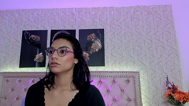 Snapshot of MeganRosseX chatting on 03/03/26, 06:26 MeganRosseX online show from 03/03/26, 06:26