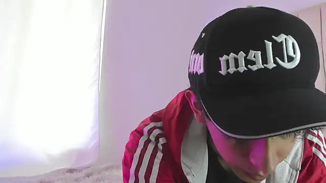 julian xx online show from 06/01/26, 08:30