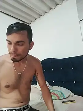 Maliha 21 online show from 04/08/26, 08:43