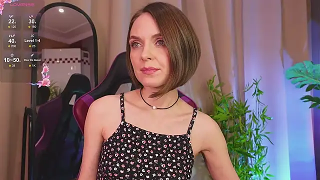 Snapshot of Lil__Fleur chatting on 02/02/26, 08:41 Lil Fleur online show from 02/02/26, 08:41