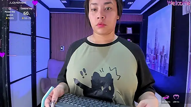 ThaliaBrookss  online show from 02/18/26, 04:54