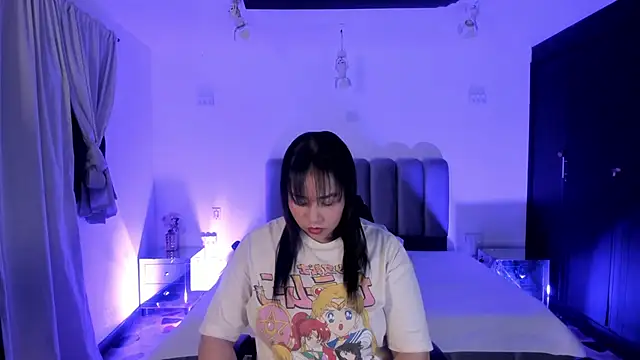 ThaliaBrookss  online show from 05/03/26, 05:23