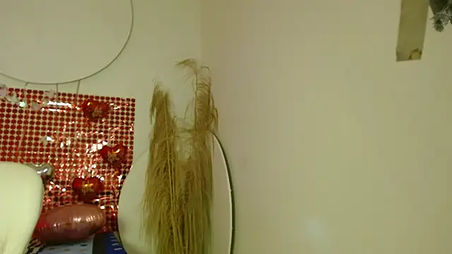 Leslie21  online show from 02/16/26, 01:10