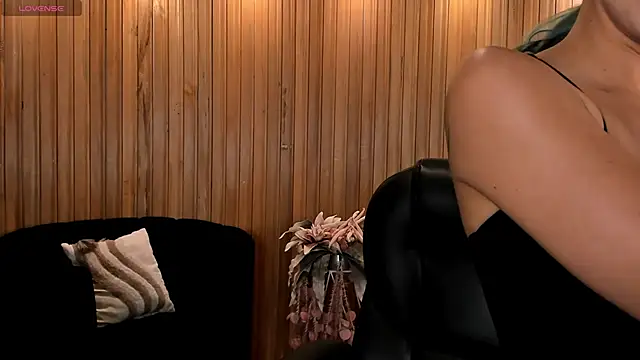 KayraLanne online show from 05/25/26, 05:40