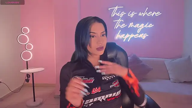 KayraLanne online show from 01/18/26, 03:32