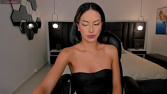 KayraLanne online show from 04/25/26, 03:53