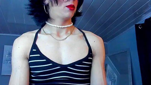 Snapshot of vicky_fant4sy chatting on 05/05/26, 01:36 vicky fant4sy online show from 05/05/26, 01:36