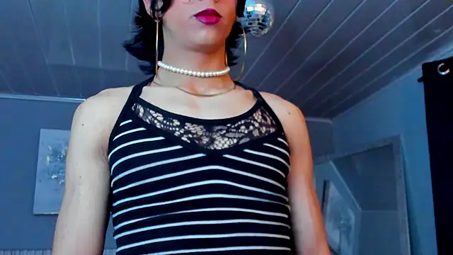 Snapshot of vicky_fant4sy chatting on 04/24/26, 02:30 vicky fant4sy online show from 04/24/26, 02:30