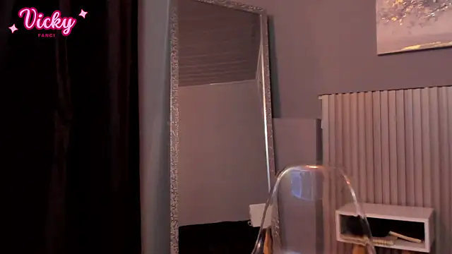 vicky fant4sy online show from 02/19/26, 01:52