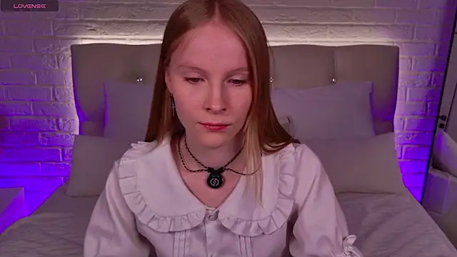 Snapshot of Shadow_Gray chatting on 02/01/26, 05:55 Shadow Gray online show from 02/01/26, 05:55