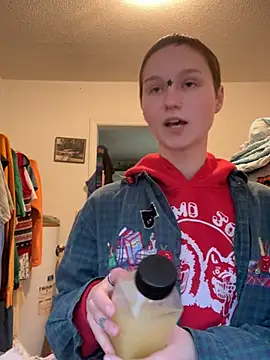 Snapshot of SugarNCinnamon chatting on 03/01/26, 11:16 SugarNCinnamon online show from 03/01/26, 11:16