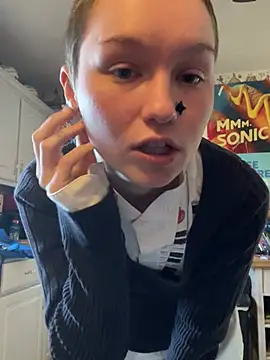 Snapshot of SugarNCinnamon chatting on 02/15/26, 08:19 SugarNCinnamon online show from 02/15/26, 08:19