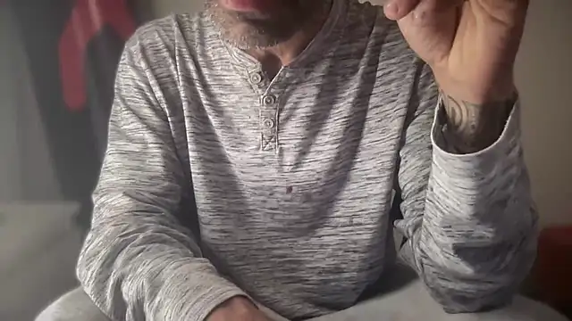 Snapshot of JSYMON chatting on 02/21/26, 12:18 JSYMON online show from 02/21/26, 12:18